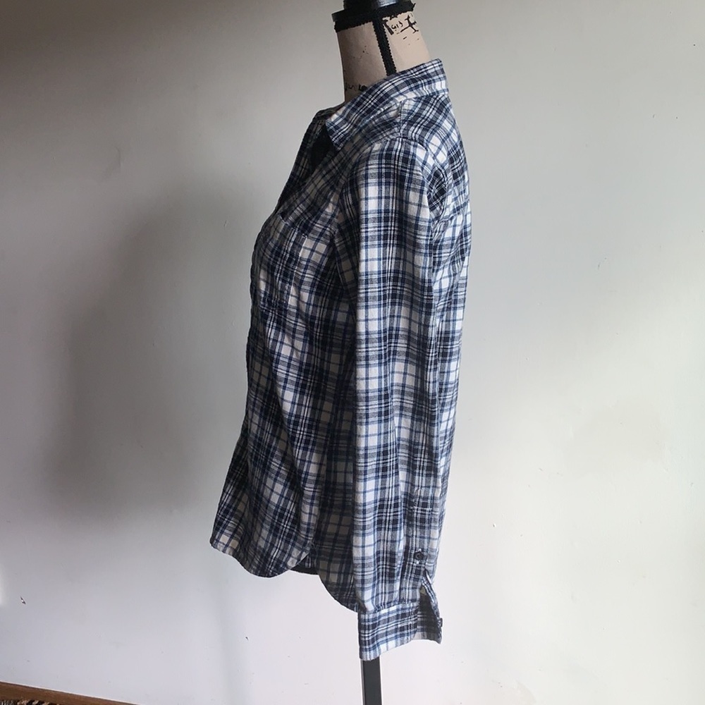 Madewell Button Down Blue and White Flannel - Picture 4 of 8
